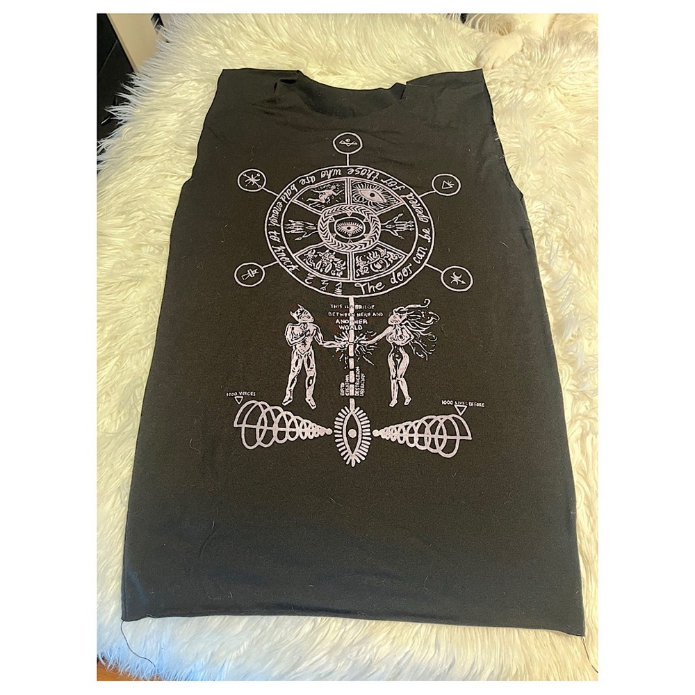 Toxic vision printed top